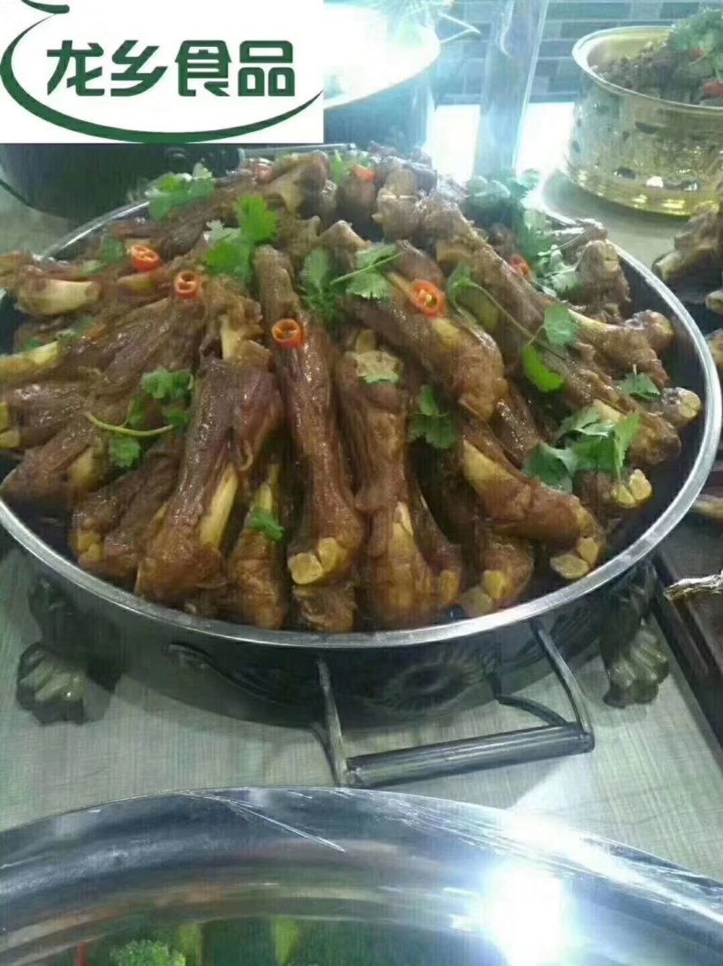 锡盟羔羊前腱子，烧烤，中餐都不错