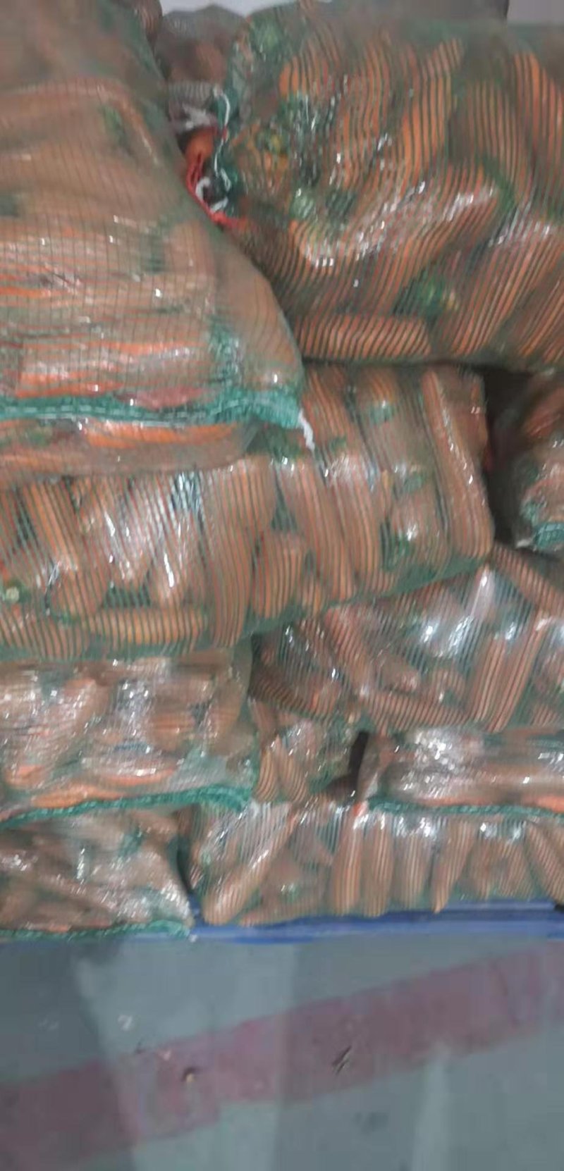 三红胡萝卜~次品，脱水厂用的大量有货要的联系