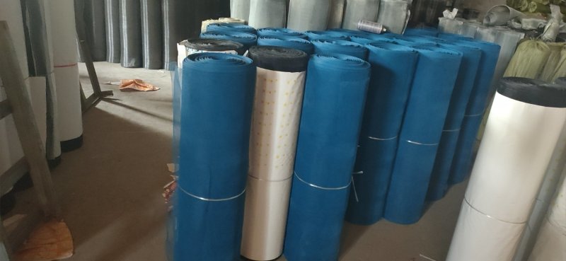 现货镀锌铁窗纱网喷塑铁窗纱16目18目，铁窗纱纱网铁丝