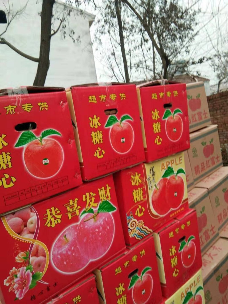 虞城红富士苹果大量上市，有充足货源供应，需要联系，坏果包
