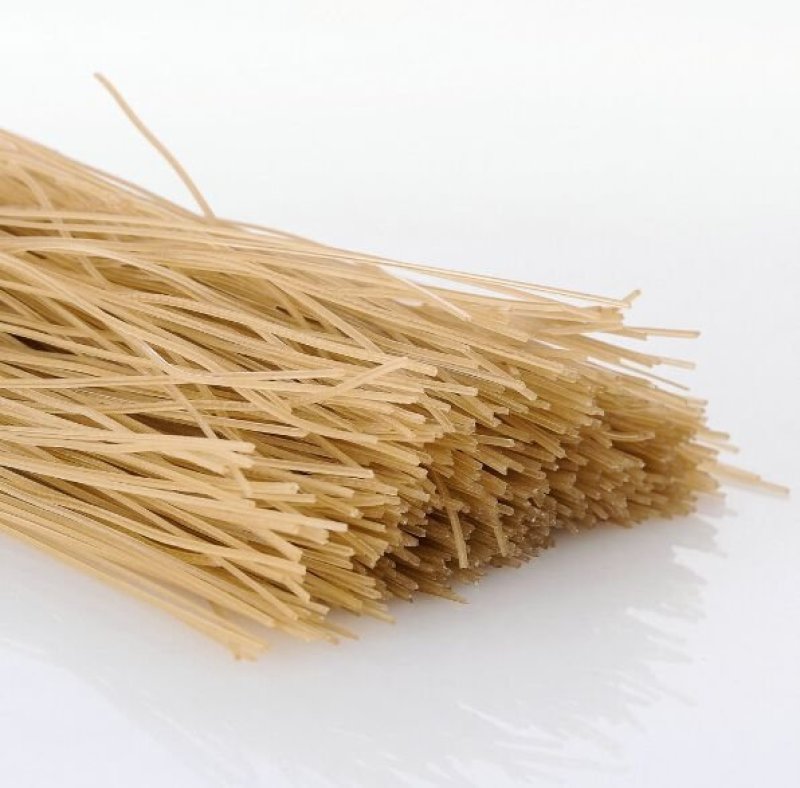 四川厂家大量批发红薯粉条，量大从优，品种保证