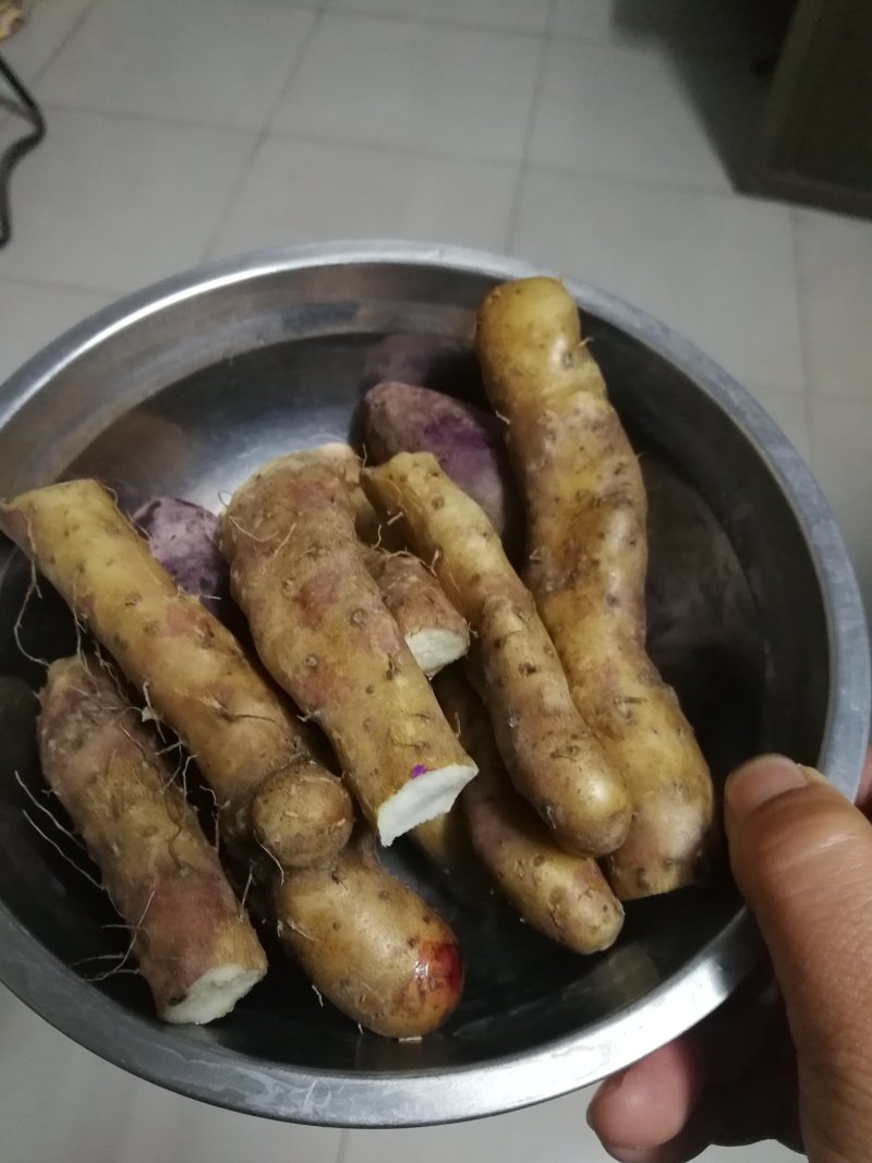 河南焦作温县正宗温县铁棍山药，自家种植，现挖现发
