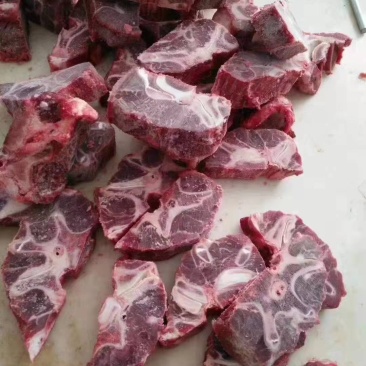 多肉纯干牛脖骨量大更优惠