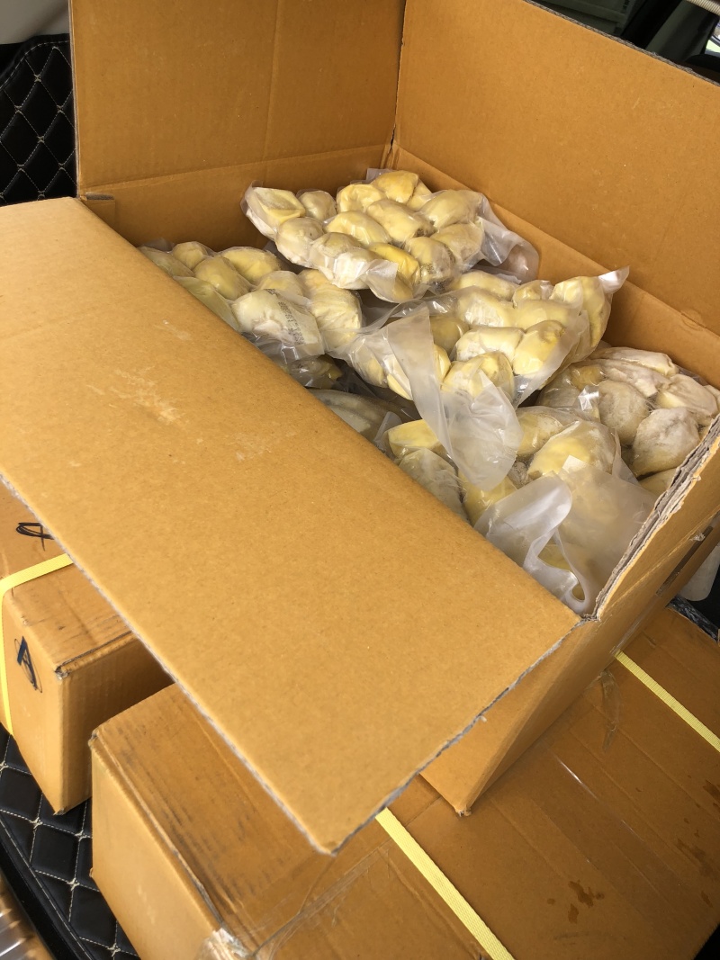 泰国A级冷冻金枕榴莲肉一公斤