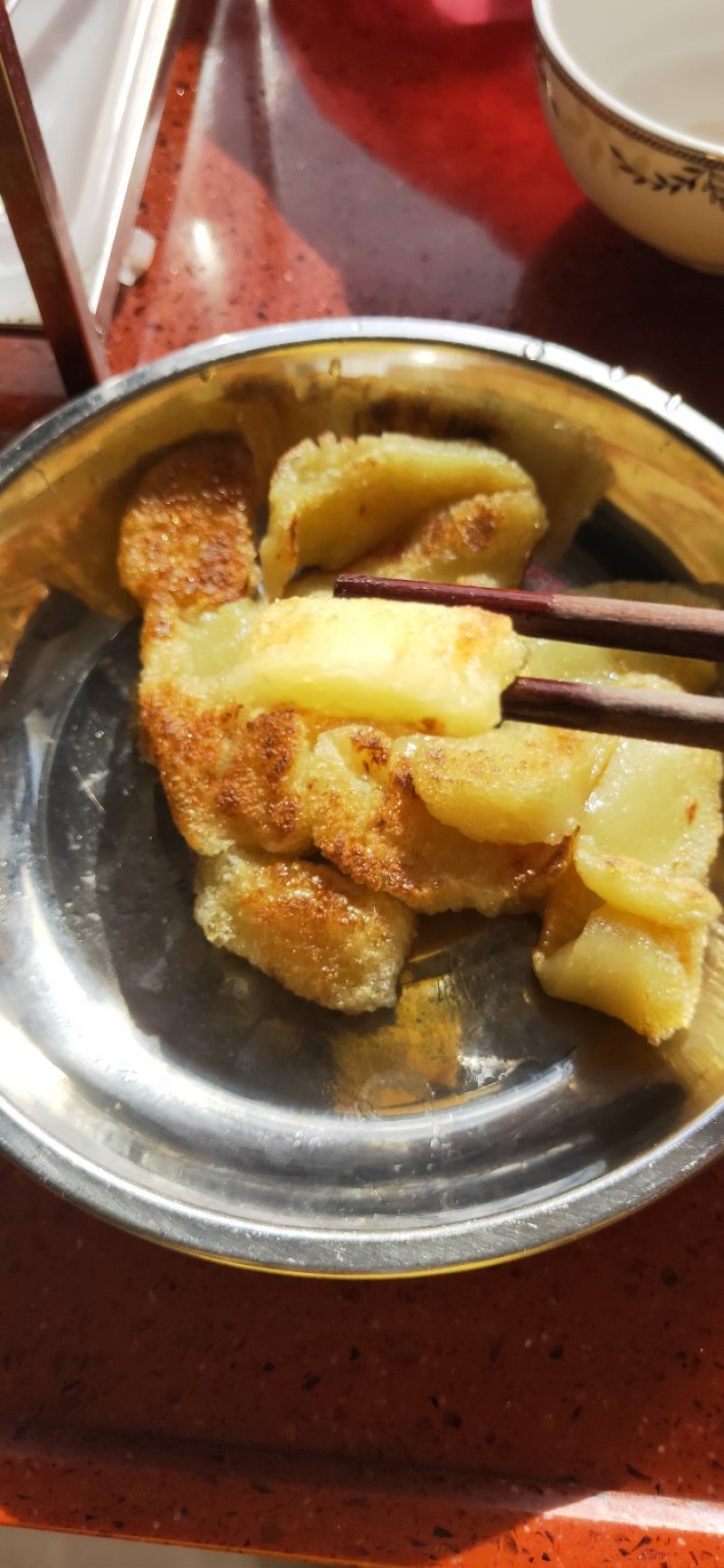 糍粑客家灰水糍粑，做早餐好吃。简单制作。