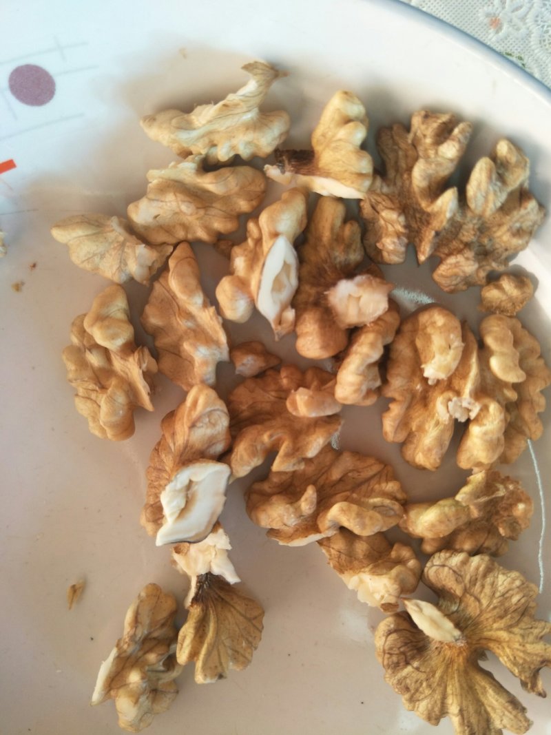 云南大理精品103果纸皮核桃包邮