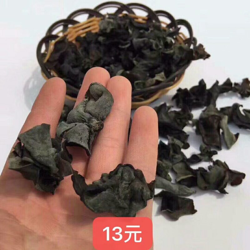 地摊江湖东北小木耳，质量好，一件60斤！毛木耳一件50斤