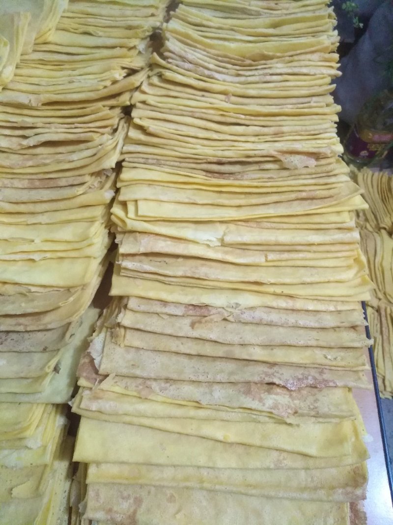 东北承德煎饼，纯手工制作，玉米面加大豆，营养丰富，适合所