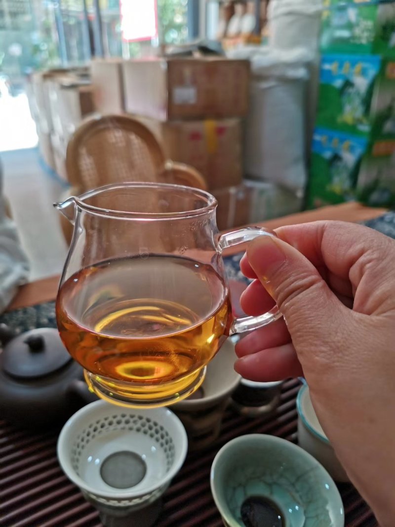 云南野生古树红茶，滇红茶，功夫茶，特价，批发