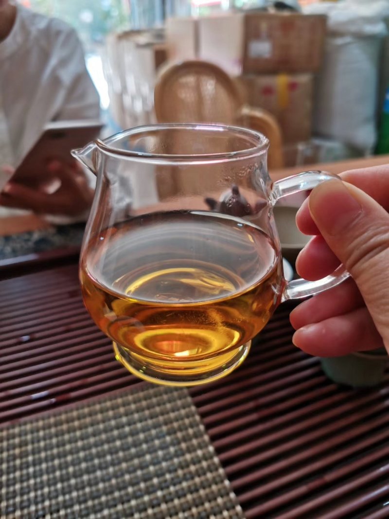 云南野生古树红茶，滇红茶，功夫茶，特价，批发
