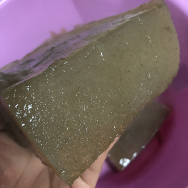普通魔芋精粉，产量一般。价格25/斤，量大有优惠