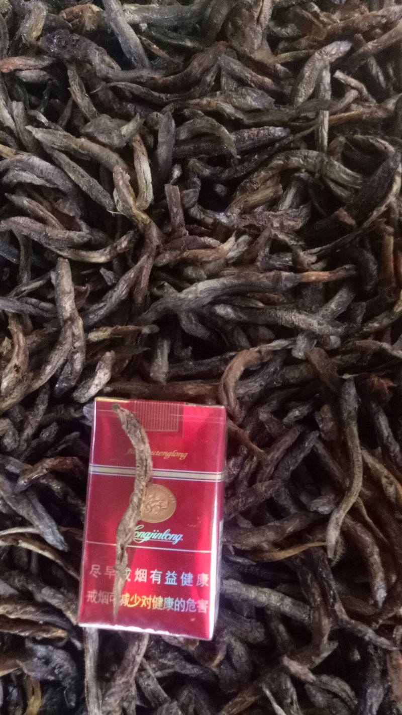 油炸白条鱼。