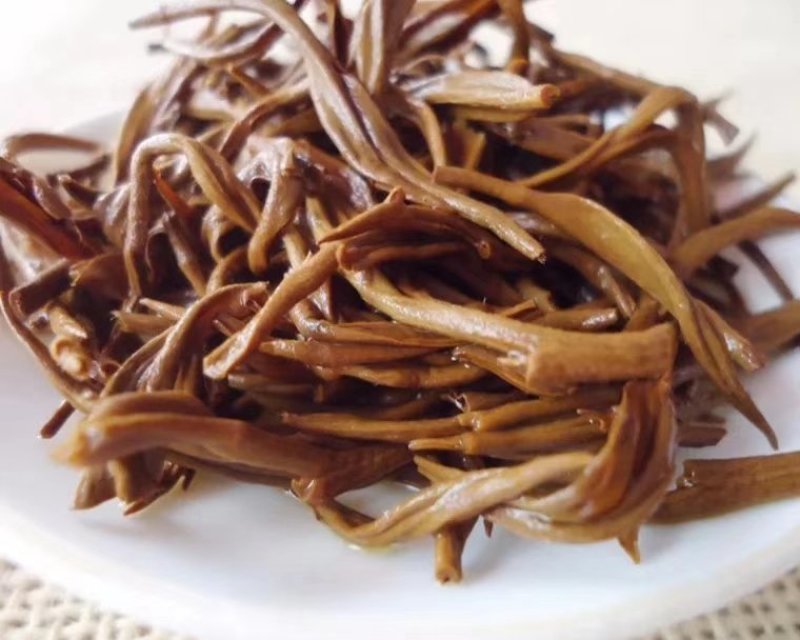 云南风庆滇红茶，大金芽，批发