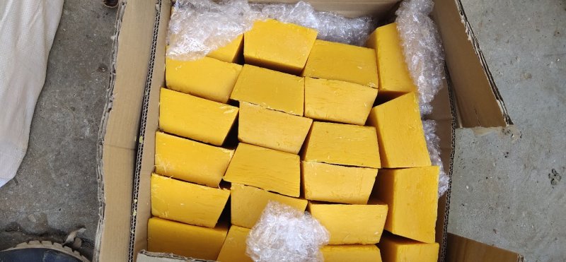 蜂蜡养蜂诱蜂中蜂专用蜂腊引蜂招蜂蜡可食用蜡500克