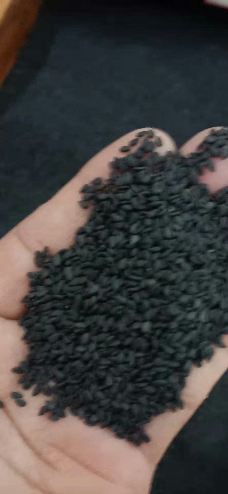 黑芝麻，进口的，国产的都有，