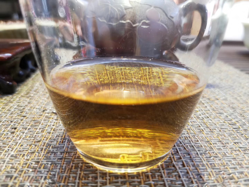 梧州六堡茶2010年老茶婆