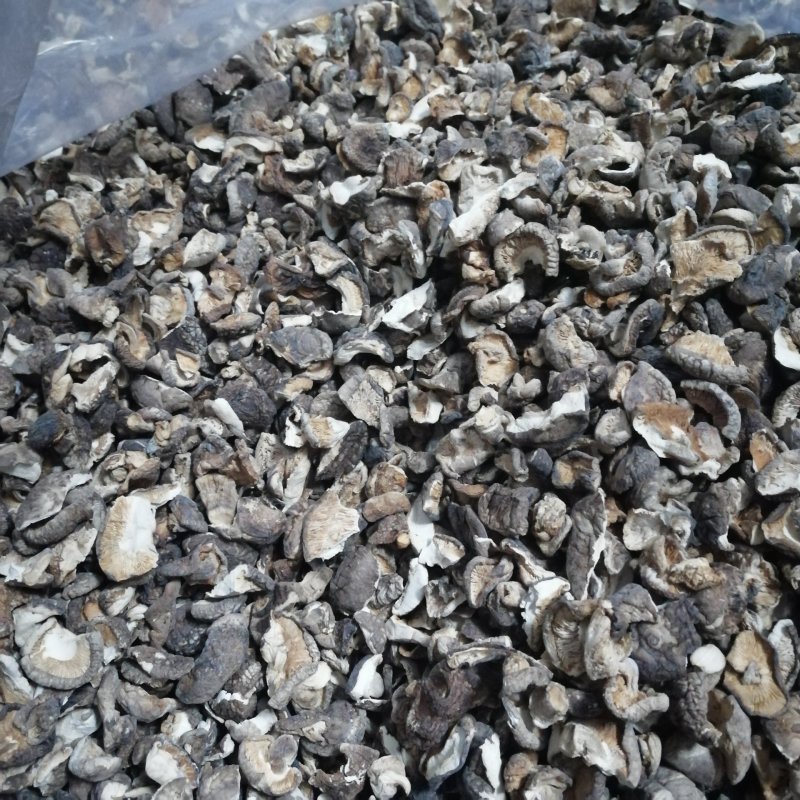 干香菇脆1.5~2cm（饺子、包子馅料，火锅底料最佳）