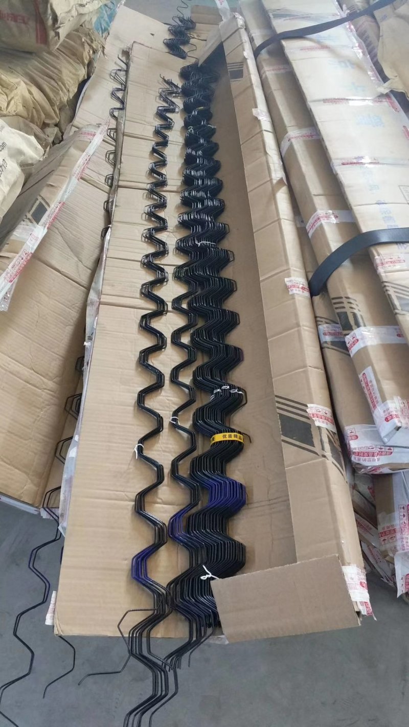 大棚配件大棚卡槽热镀锌卡槽07mm大棚压膜槽