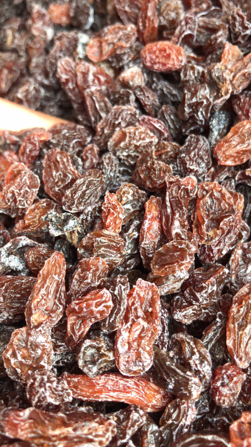 大颗粒红奶油葡萄干新疆特产吐鲁番