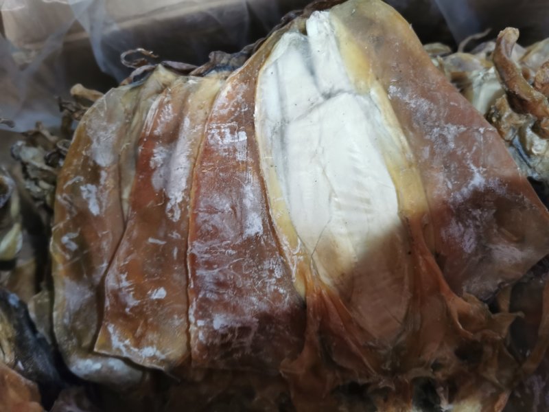 A1淡干墨鱼，淡干大墨鱼产地直销