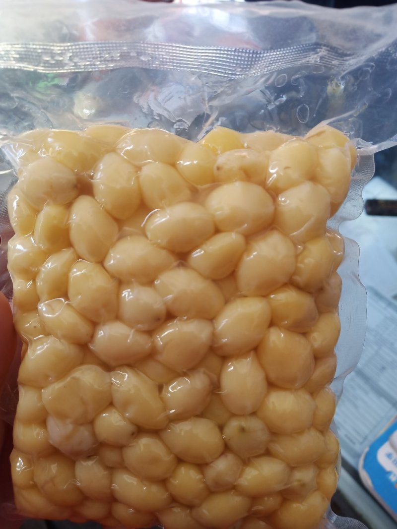 真空包装熟的去壳的银杏果