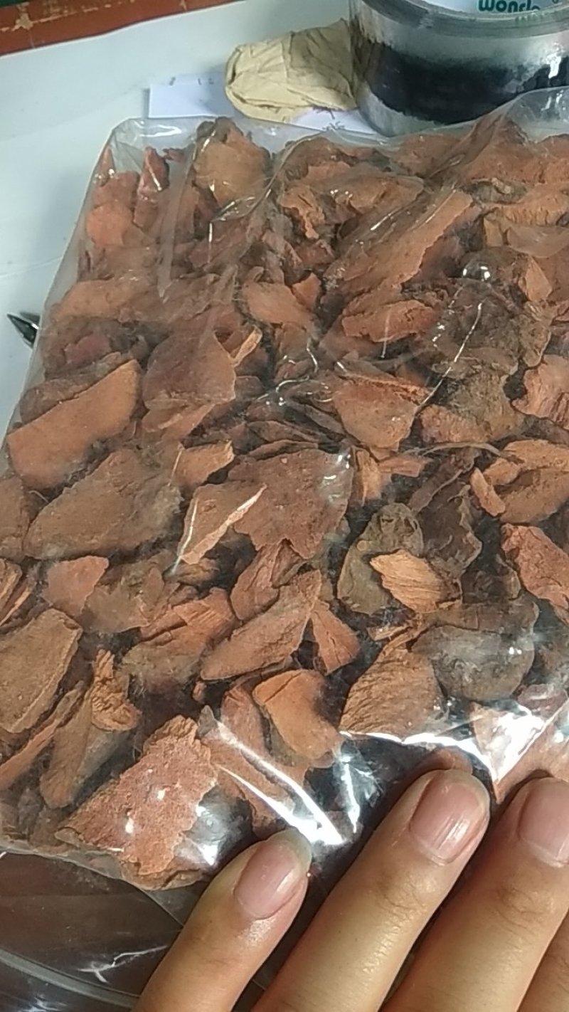 野生土茯苓，红色白色都有