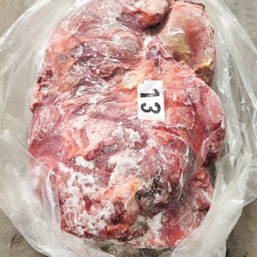 马后腿正关蒙古国定装马肉五分体后腿肉剔骨马肉