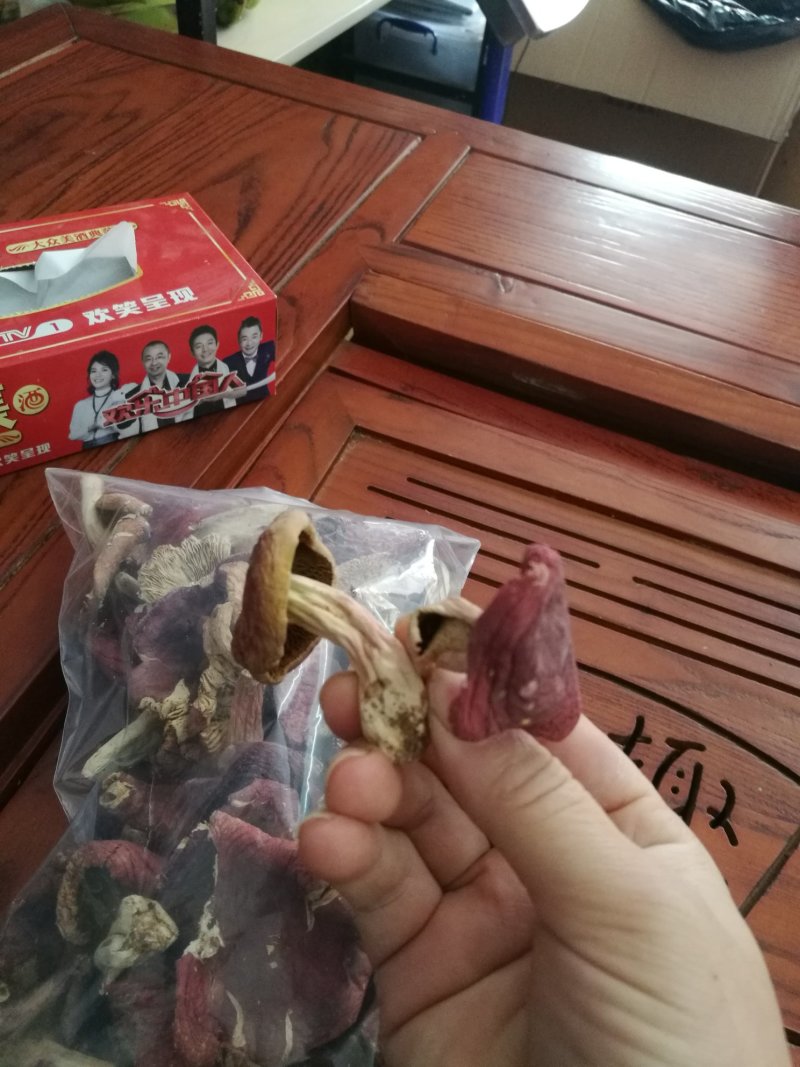 野生红菇批发，有货大量供应