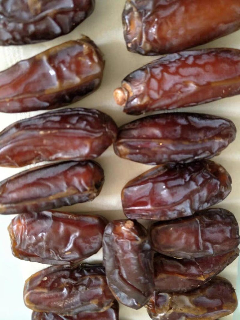 沙漠黑椰枣自然成熟蜜枣红枣蜜饯零食200g