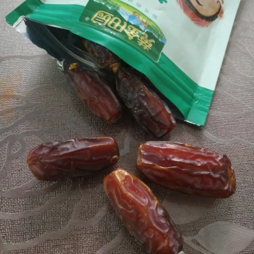 沙漠黑椰枣自然成熟蜜枣红枣蜜饯零食200g