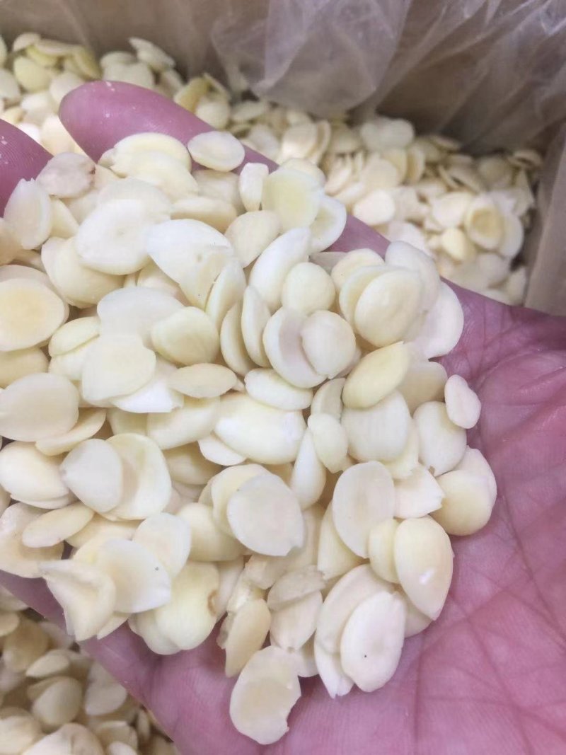 脱皮脱苦甜杏仁～做杏仁露及食品加工辅料专用料材，质量好