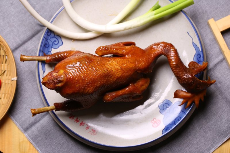弥勒卤鸡