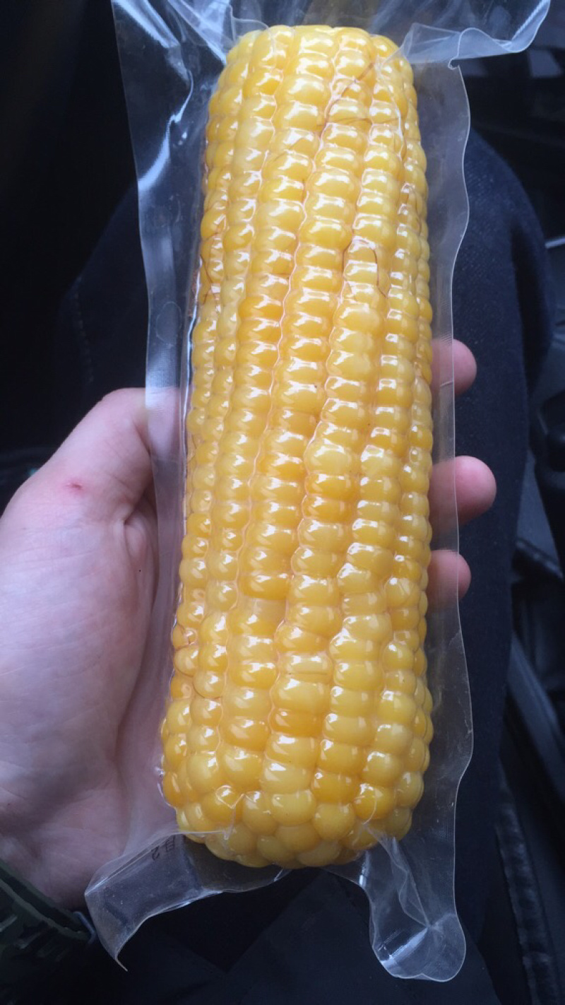 新疆自产优质香甜粘糯玉米