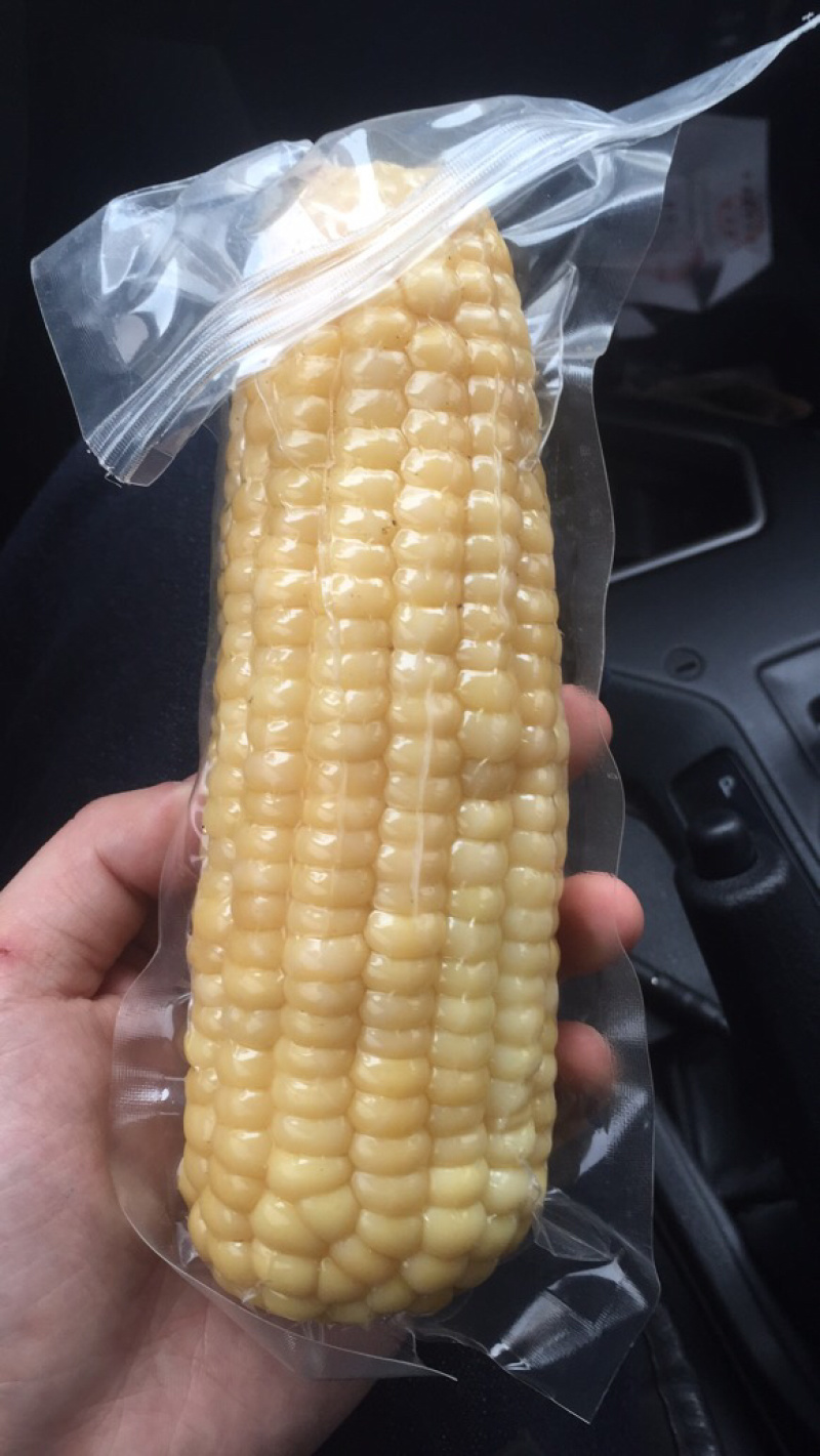 新疆自产优质香甜粘糯玉米