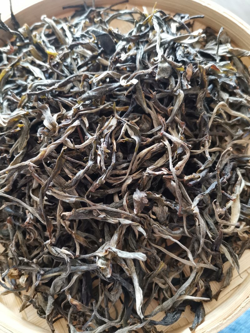 勐海县亏本清仓出一批普洱茶生茶，散料好喝又便宜