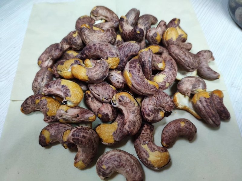 超大腰果紫皮瓶装500g量大私聊价格便宜
