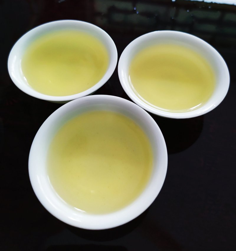鸭屎香单枞茶生茶潮州凤凰单枞茶抽湿鸭屎香单丛生茶1袋1斤