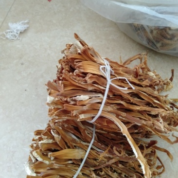 农家自制自然晒干河笋笋干