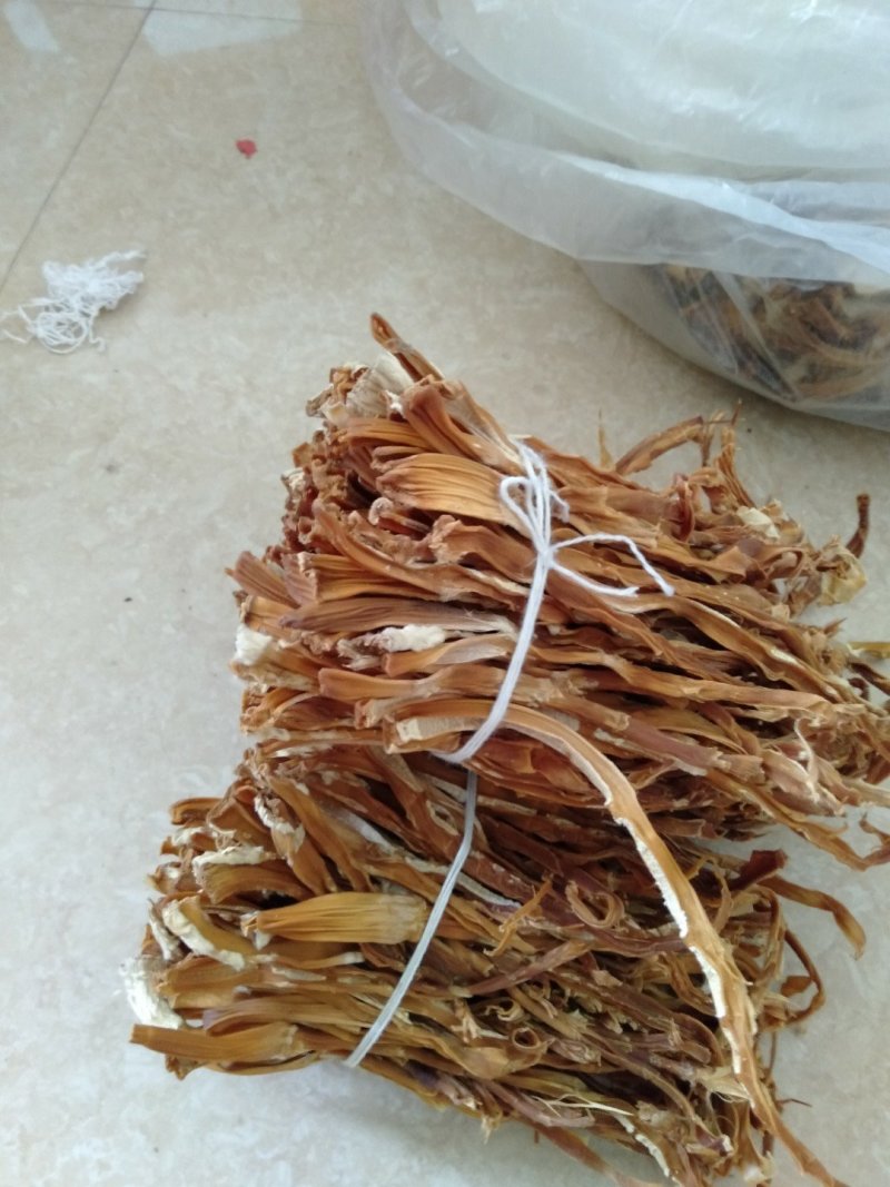 农家自制自然晒干河笋笋干