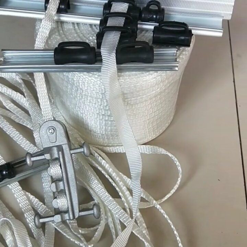 大棚配件放风口滑轮四翅反背滑轮鸭舌卡子锁扣管箍