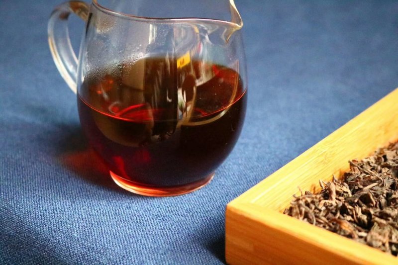古树老茶头普洱茶熟茶勐海料大坨