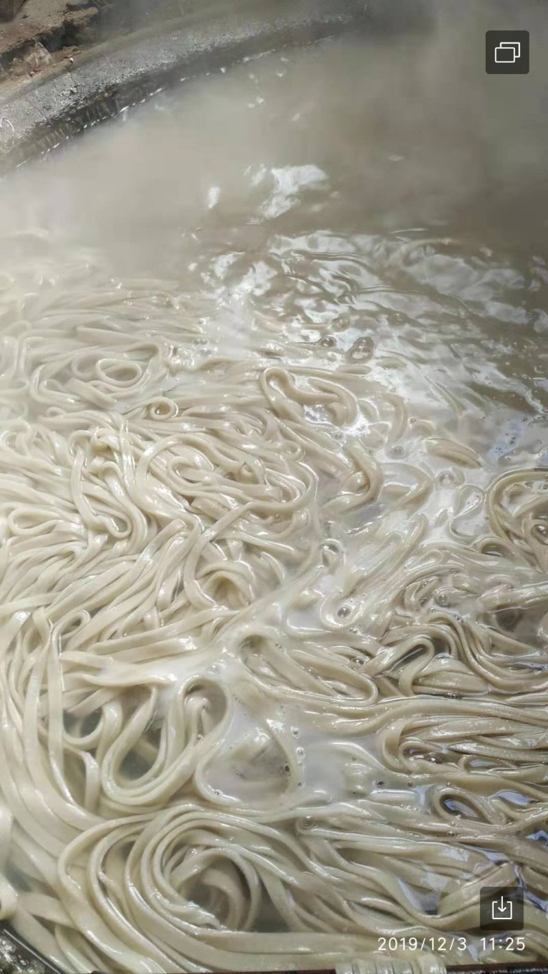 红薯粉条，纯手工制作粉条。