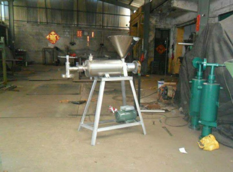红薯粉条机，电加热粉条粉丝机免冷冻免搓洗不锈钢粉条机