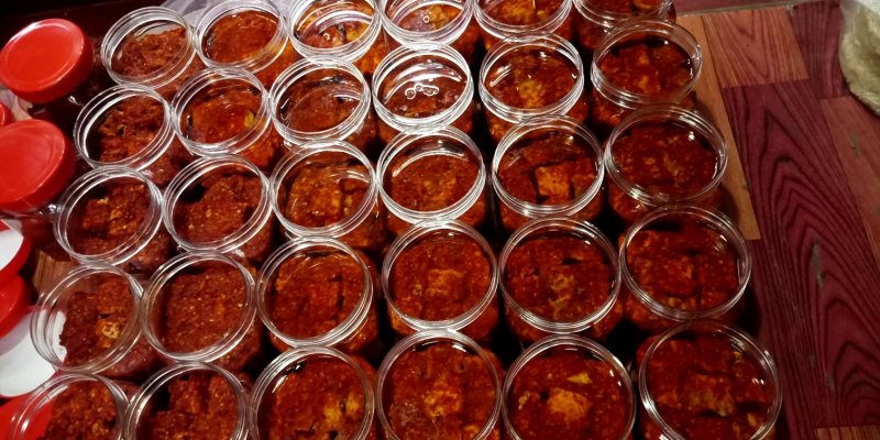 湖南湘西洗车河手工柴火霉豆腐