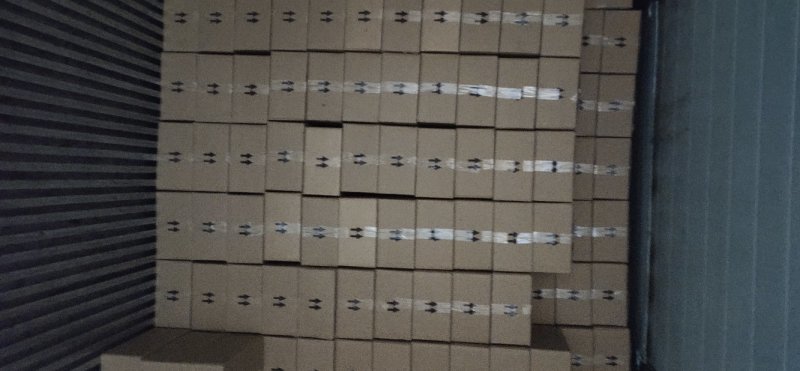 速冻树莓:4*2.5公斤包装；10公斤包装，树莓苗