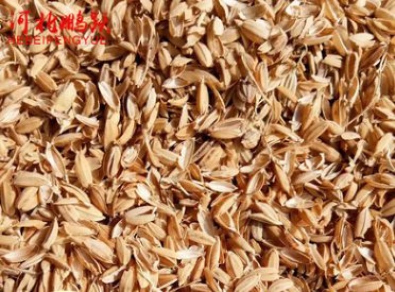 现货直发无粉尘颗粒均匀牲畜饲料压缩稻壳养殖垫料优质稻糠大