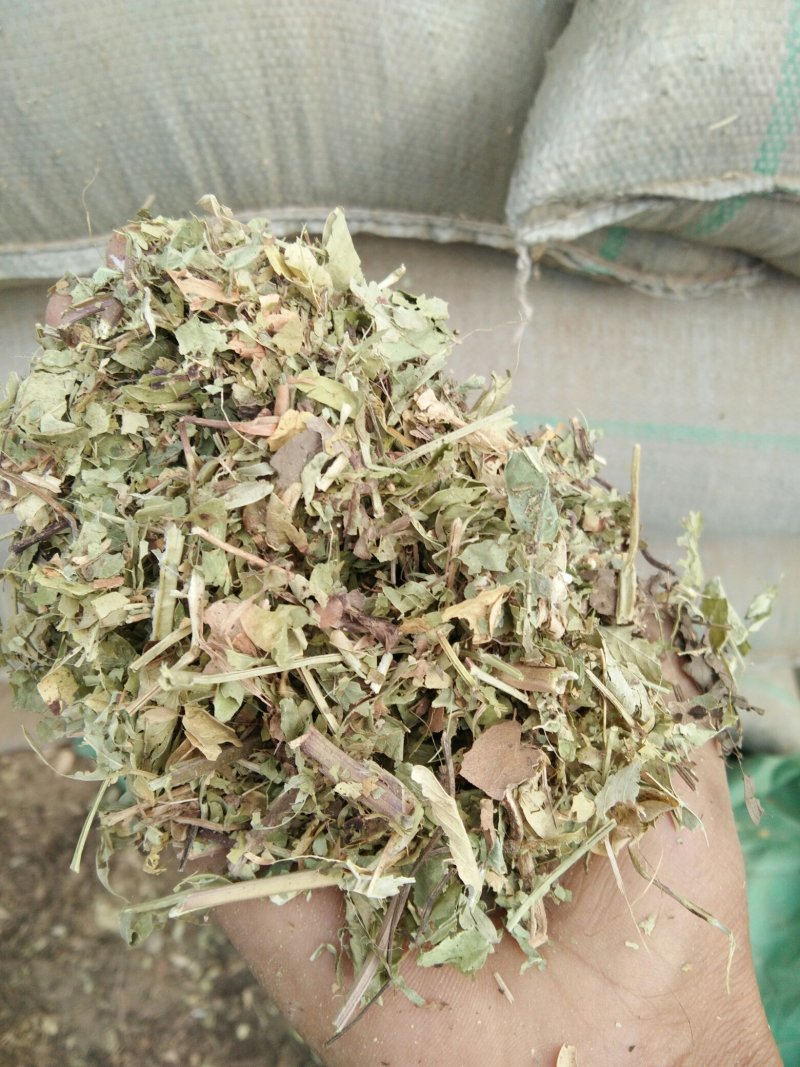 花生秧牛羊草，马兔驴优质草料，猪鹅花生秧草粉，原草