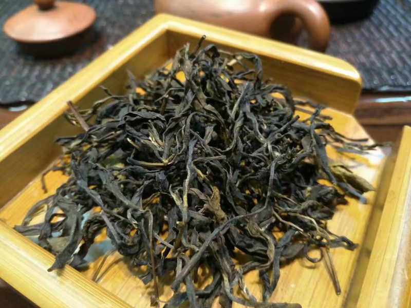 2020年六堡霜降中叶茶