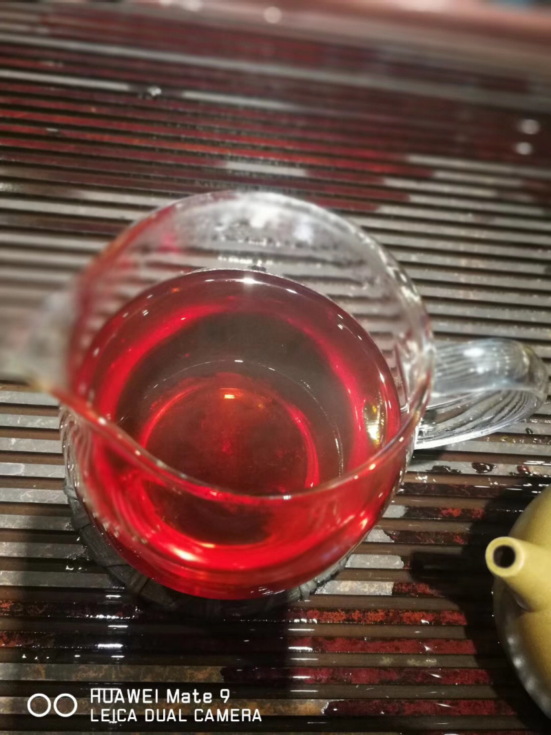 2010年六堡霜降中叶茶
