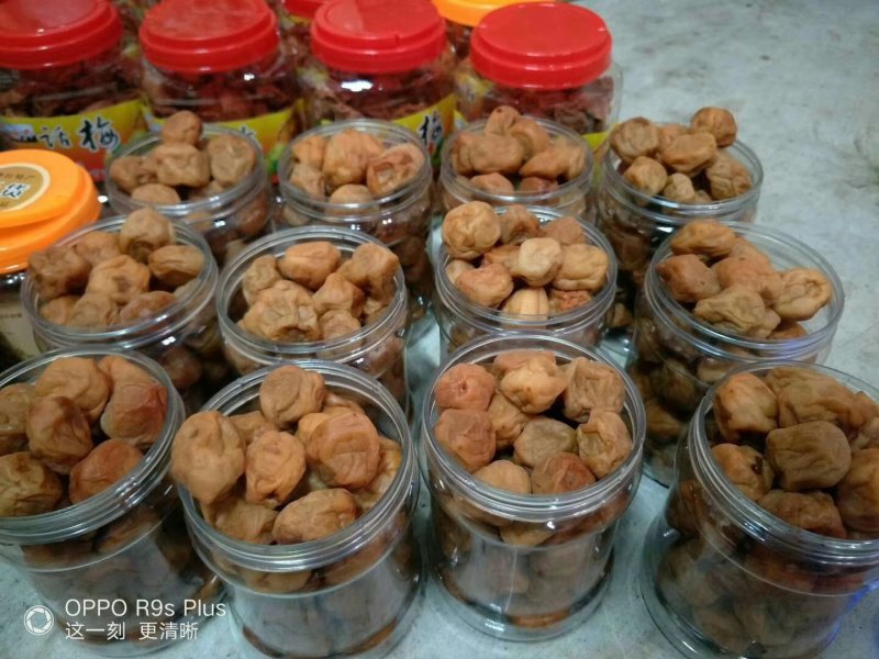 包邮，厂家直销，酸甜梅，软糯香甜
